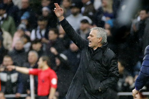 Jose Mourinho llora en plena entrevista por una pérdida familiar