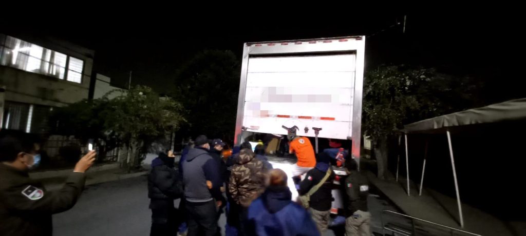 migrantes interceptados en Monterrey, México